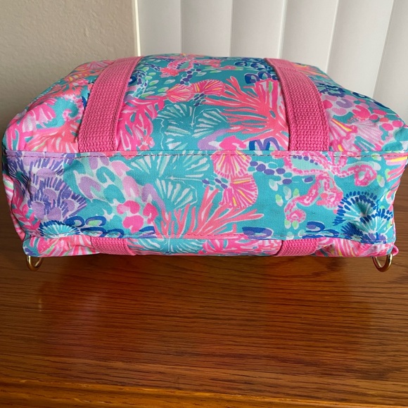 Lilly Pulitzer Backpack Cooler Splendor in the Sand - Picture 5 of 12